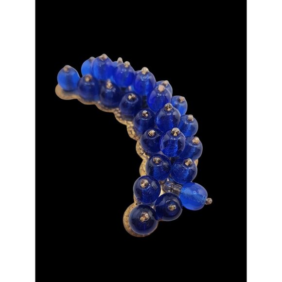 Beautiful Vintage Czechoslovakia Glass Beaded Crescent Shaped Brooch (A5605) - Picture 3 of 6